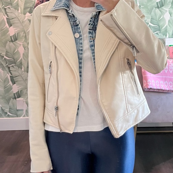 Blanknyc ivory faux leather jacket with removable denim collar - Picture 7 of 11